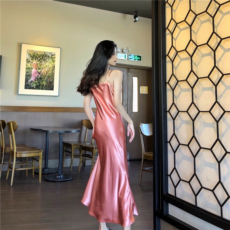Summer Long Satin Sleeveless Dress Women Italian Banquet Dress Elegant Fashion Retro Silk Vest Dress